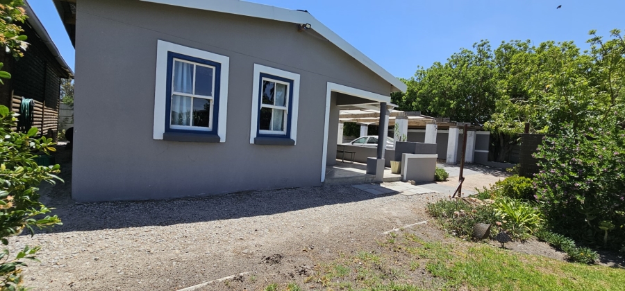 18 Bedroom Property for Sale in Hopefield Western Cape